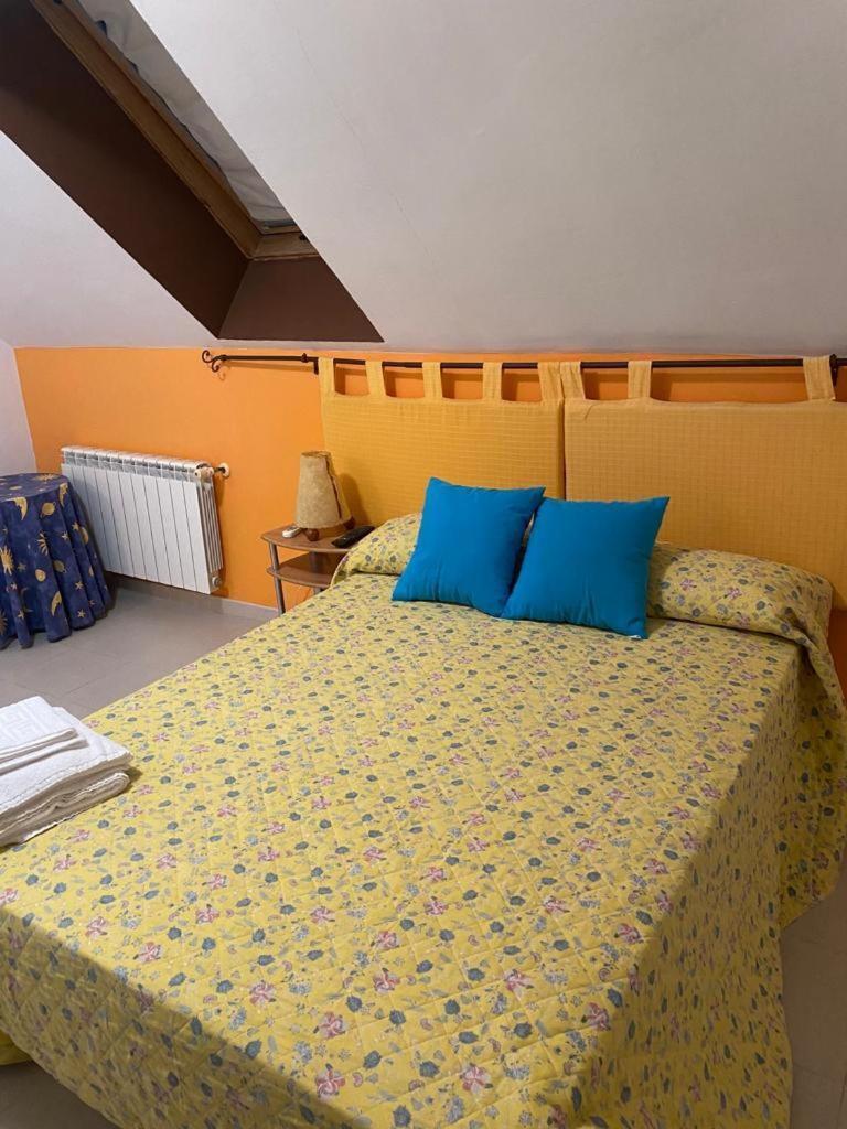 Hostal Y Apartamentos La Vereda 鲁伊德拉 外观 照片