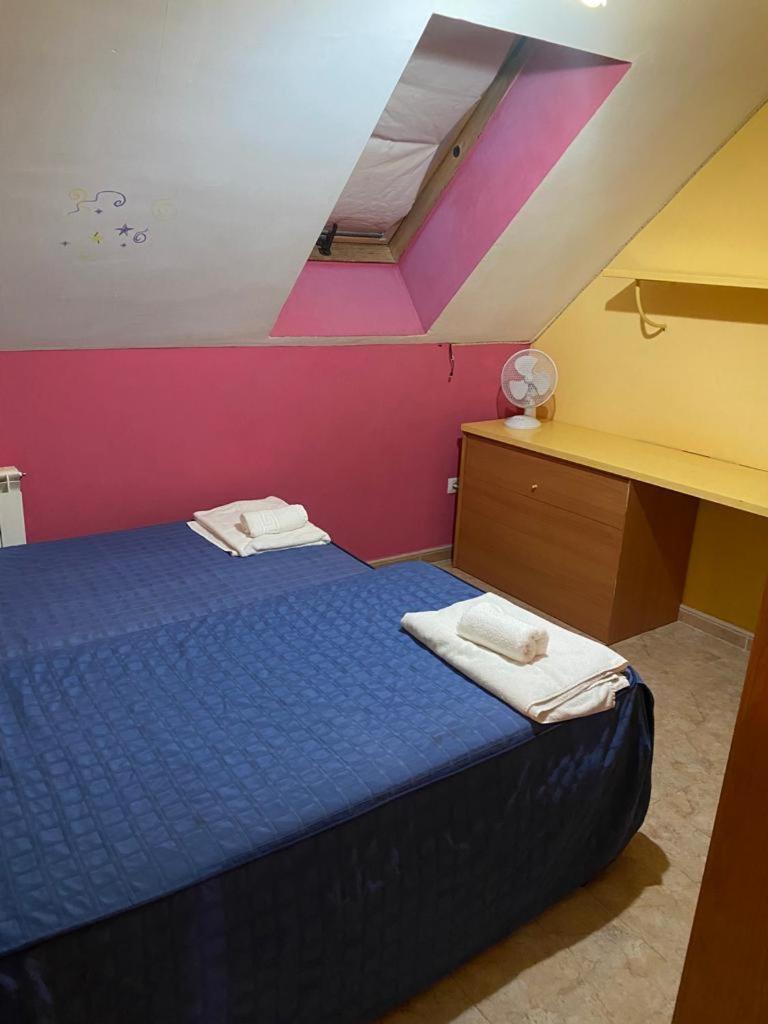 Hostal Y Apartamentos La Vereda 鲁伊德拉 外观 照片