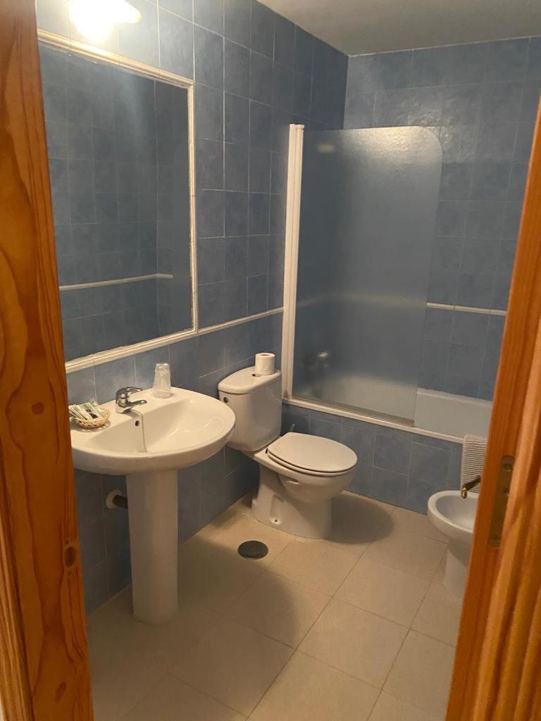 Hostal Y Apartamentos La Vereda 鲁伊德拉 外观 照片