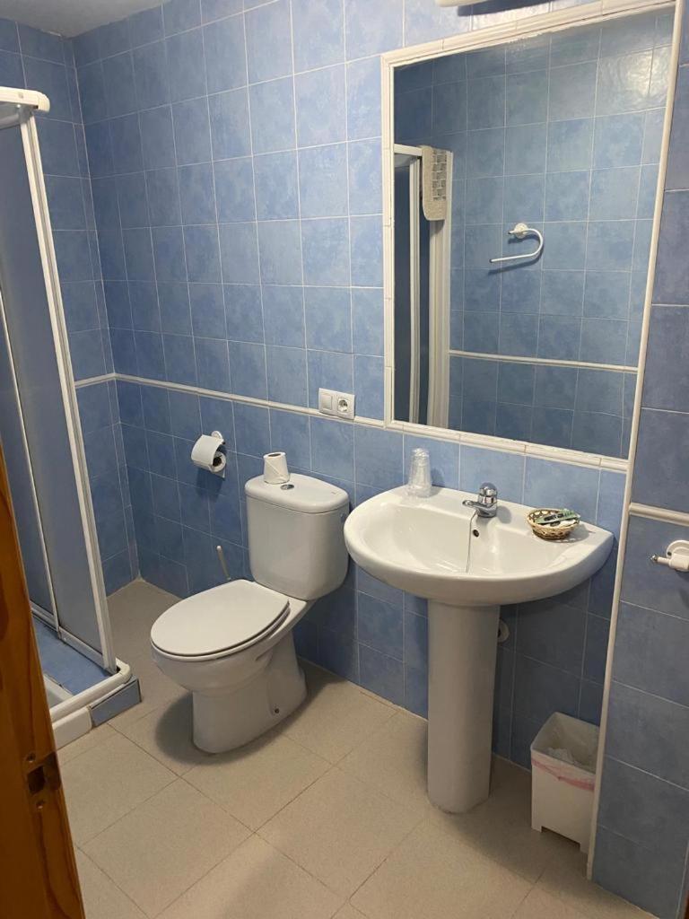 Hostal Y Apartamentos La Vereda 鲁伊德拉 外观 照片