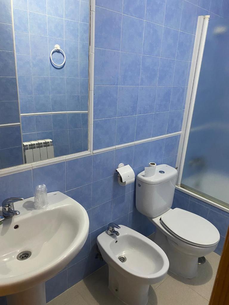 Hostal Y Apartamentos La Vereda 鲁伊德拉 外观 照片