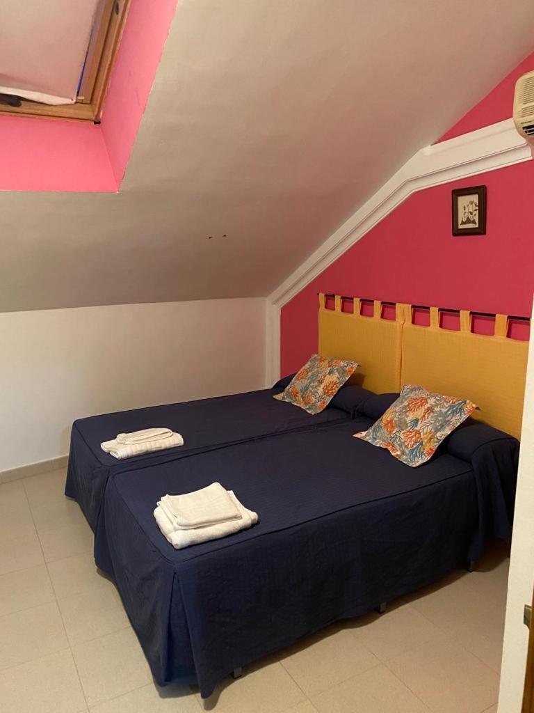 Hostal Y Apartamentos La Vereda 鲁伊德拉 外观 照片