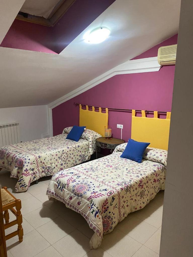 Hostal Y Apartamentos La Vereda 鲁伊德拉 外观 照片